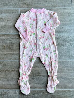 Vintage Carter’s Pink and Green Zoo Print Baby Footed Pajamas